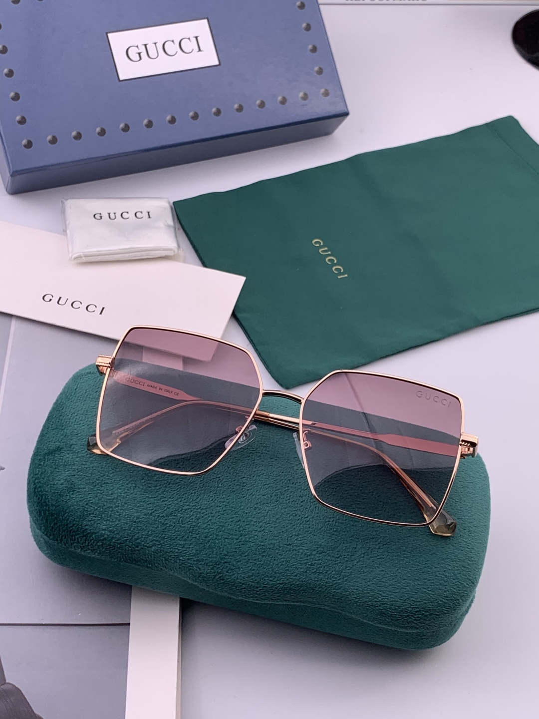 🔺 Gucci 🔻官方新款 众多明星同款[色]‼️‼️新款大框偏光墨镜 🌈🌈宝丽来超清加厚太阳镜🔝🔝型号