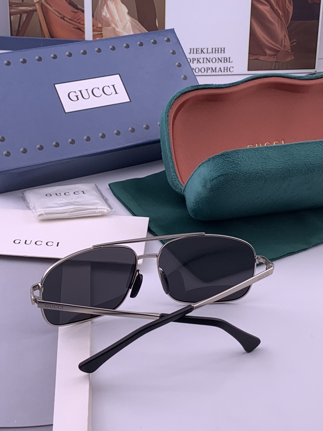 Gucci 🔥  高品质男女款墨镜   👍 进口宝丽来偏光镜片  🔥蛤蟆镜 开车钓鱼都可 🔥百搭显瘦墨镜