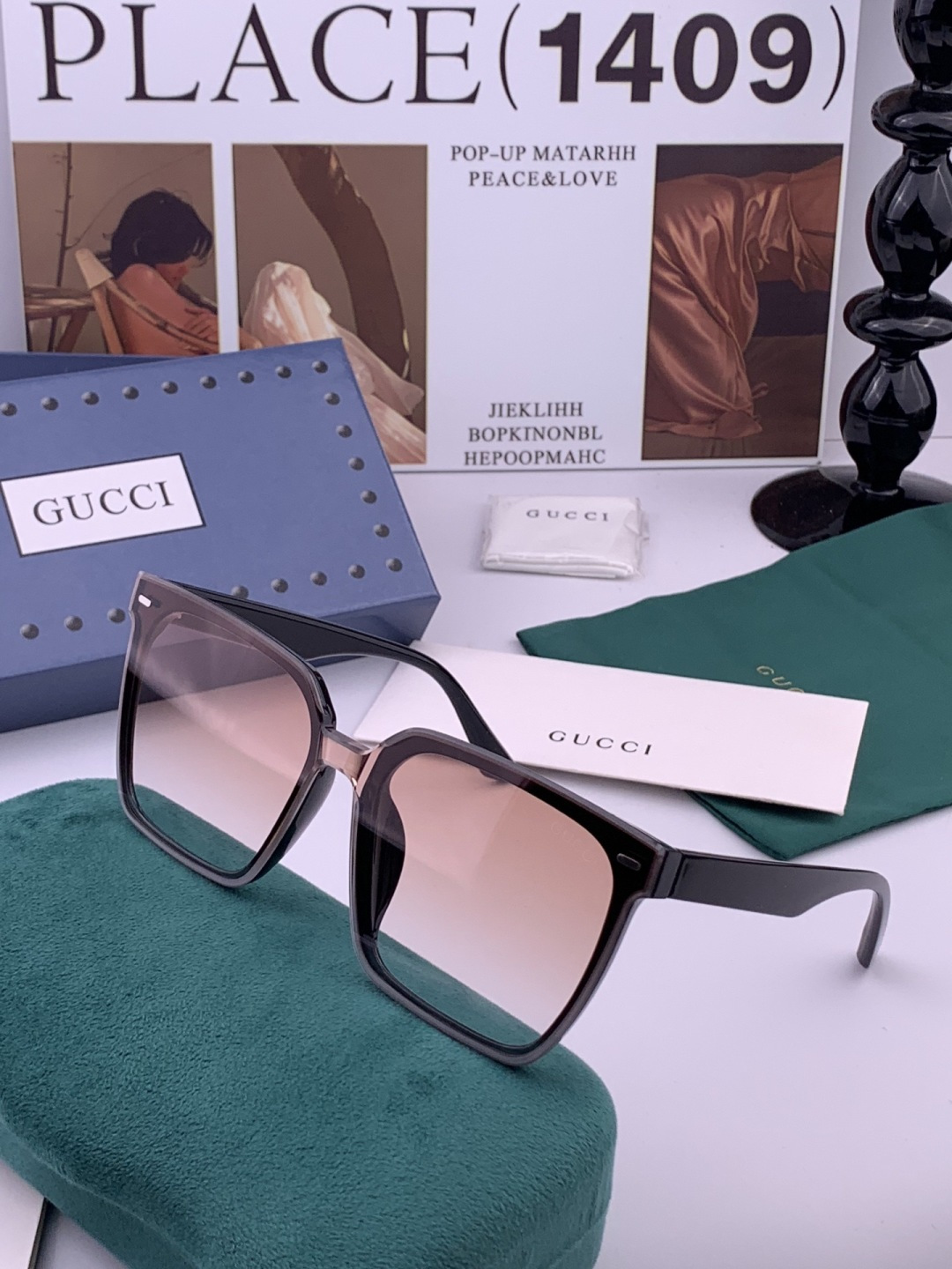 Gucci   情侣款 经典的方框设计，不挑脸型，无论搭配大衣还是连衣裙都非常显气质高清偏光镜片预防紫外