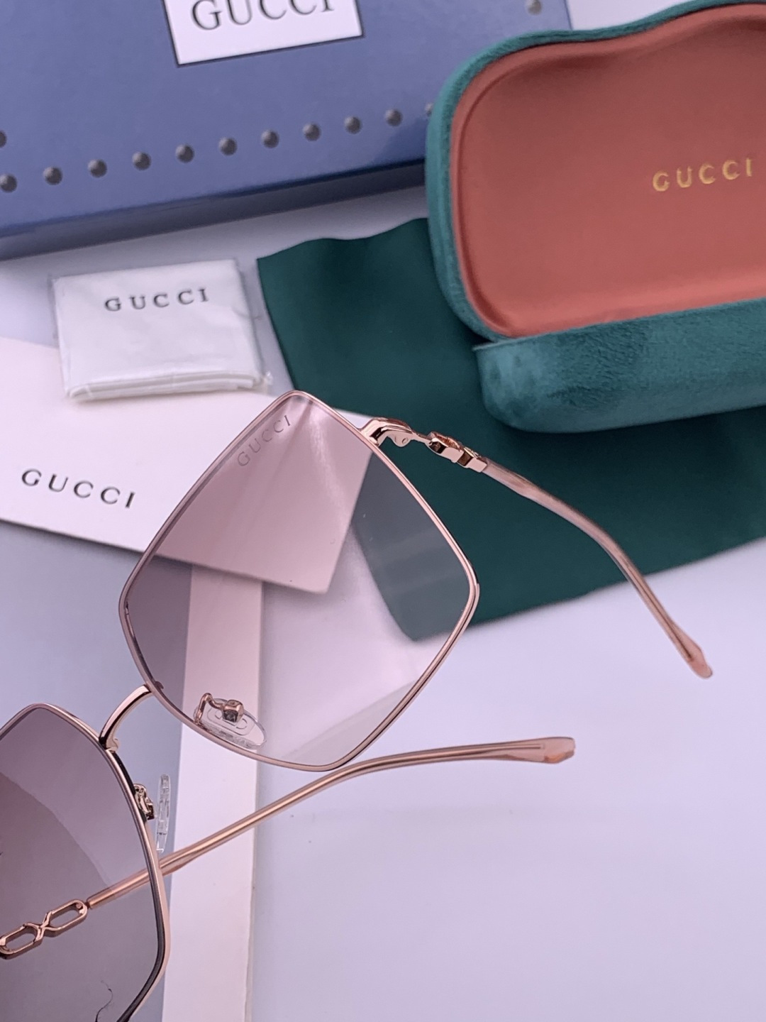 GUCCI-古驰意大利进口🇮🇹时尚潮流奢华装饰太阳眼镜 高清偏光太阳镜明星海报款 超高复杂工艺 立体质感