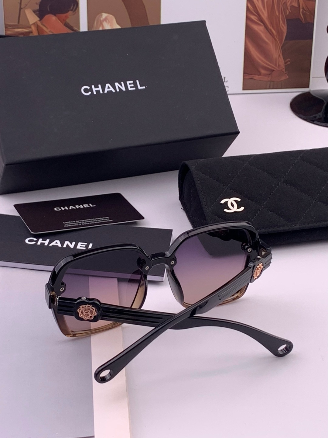 🔺CHANEL🔻官方早春新款，众多明星同款[色]香奈儿‼️‼️新款珍珠大框偏光墨镜 ，🌈🌈宝丽来超清偏光