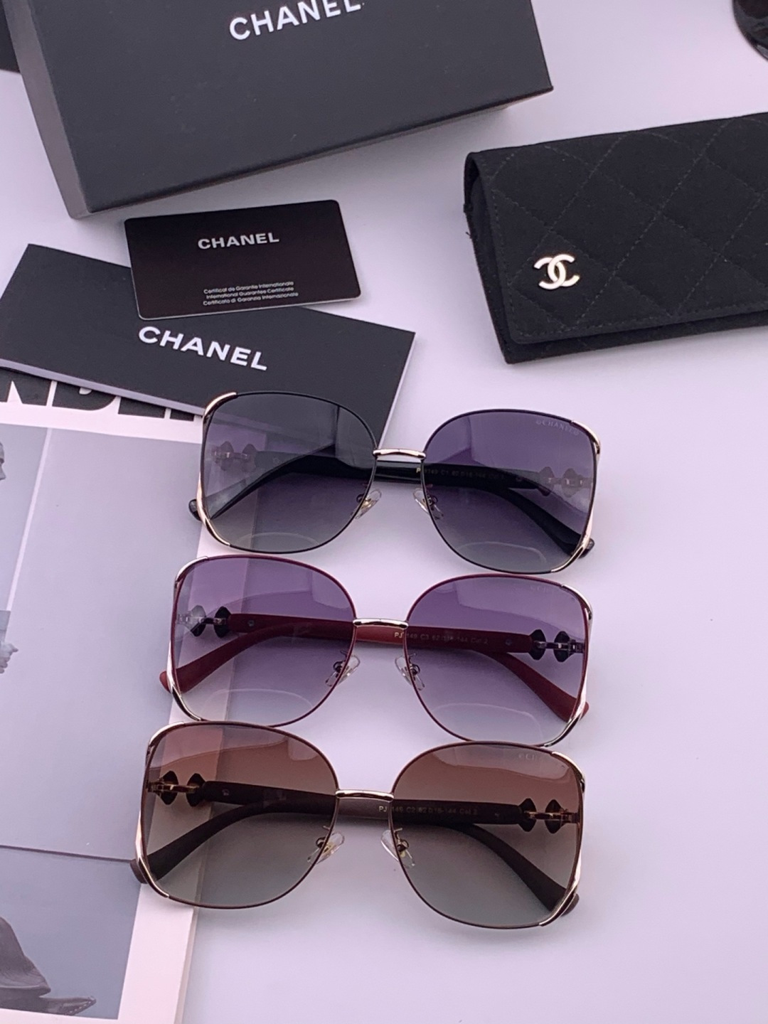 🔺CHANEL🔻官方早春新款，众多明星同款[色]香奈儿‼️‼️新款框偏光墨镜 ，🌈🌈宝丽来超清偏光太阳镜