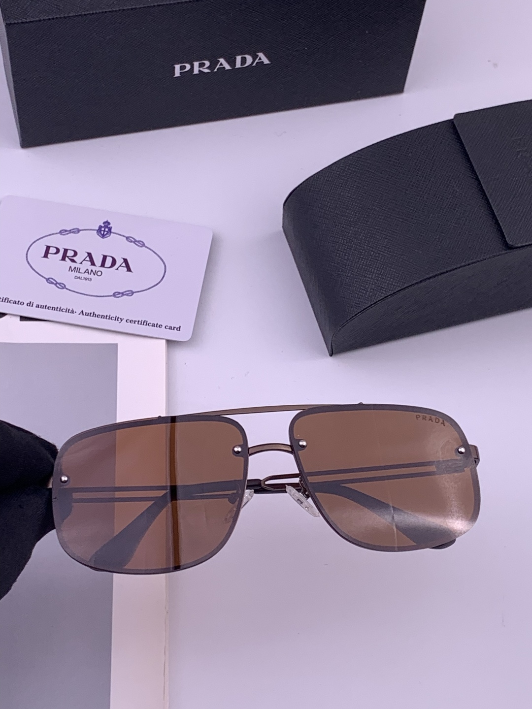 PRADA 普拉达 界级大师制造. 偏光墨镜 高档 潮流🐚时尚百搭🌪男士款百搭瘦脸太阳镜 高品质 ！开车