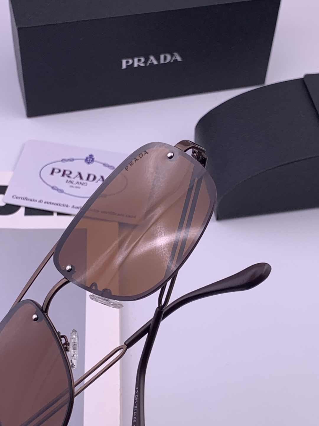PRADA 普拉达 界级大师制造. 偏光墨镜 高档 潮流🐚时尚百搭🌪男士款百搭瘦脸太阳镜 高品质 ！开车