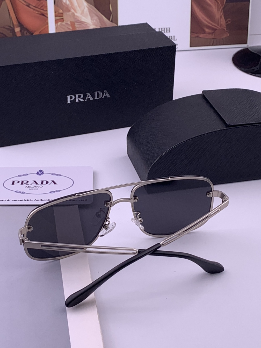 PRADA 普拉达 界级大师制造. 偏光墨镜 高档 潮流🐚时尚百搭🌪男士款百搭瘦脸太阳镜 高品质 ！开车