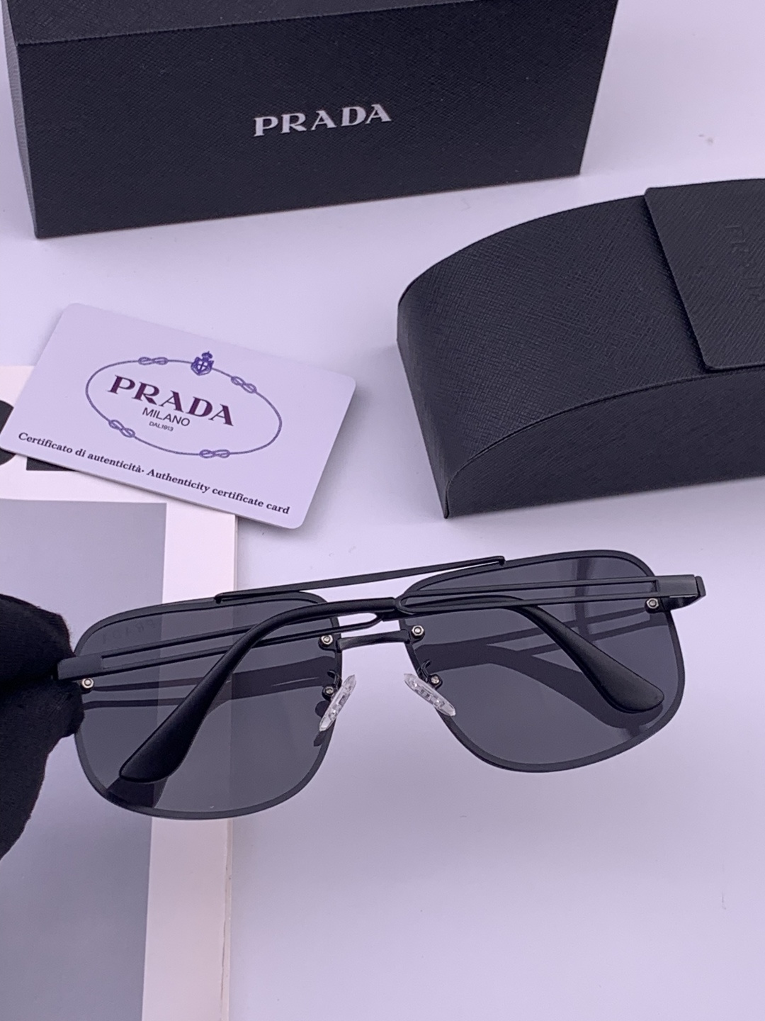 PRADA 普拉达 界级大师制造. 偏光墨镜 高档 潮流🐚时尚百搭🌪男士款百搭瘦脸太阳镜 高品质 ！开车