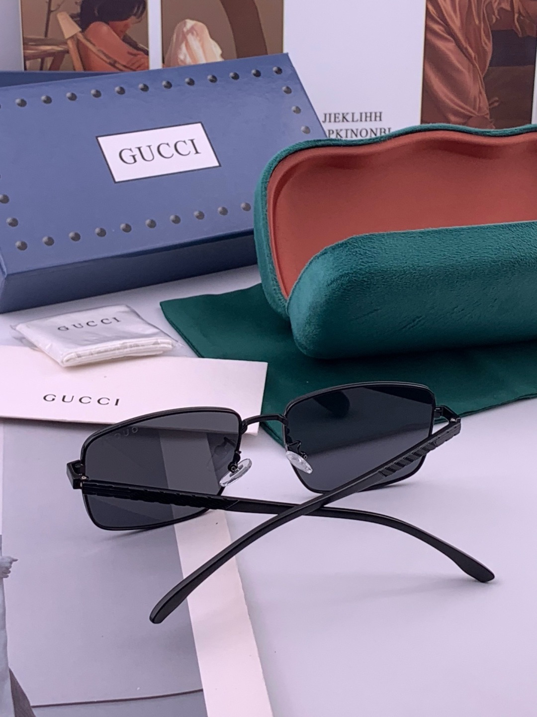 GUCCI 男款炫彩飞行员偏光太阳镜 ❤️材质：高清尼龙加厚卡槽高清偏光镜片 🌹无边框镜架💕颜👍型号：G