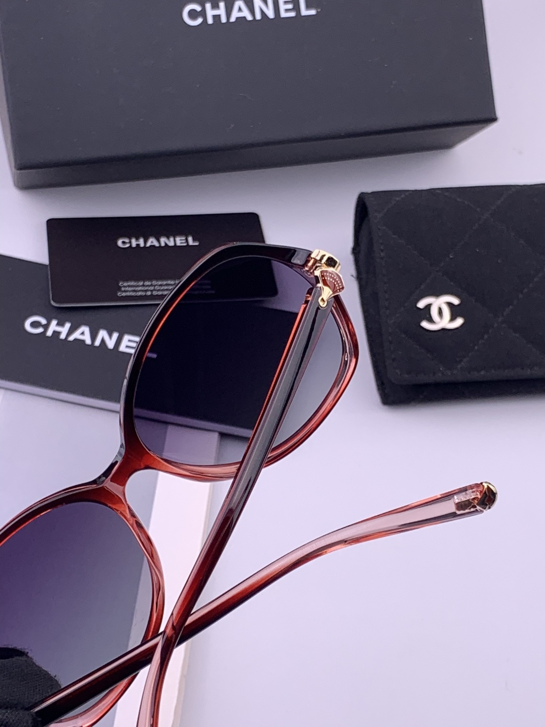 【CHANEL】香奈儿 新款潮流爆款 时尚方框太阳镜 佩戴舒适 网红潮款墨镜  女士高清加厚偏光太阳镜🕶
