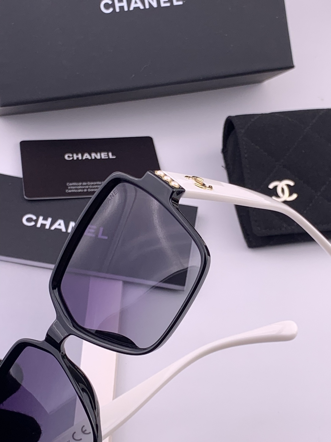 【CHANEL】香奈儿 新款潮流爆款 时尚方框太阳镜 佩戴舒适 网红潮款墨镜  女士高清加厚偏光太阳镜🕶