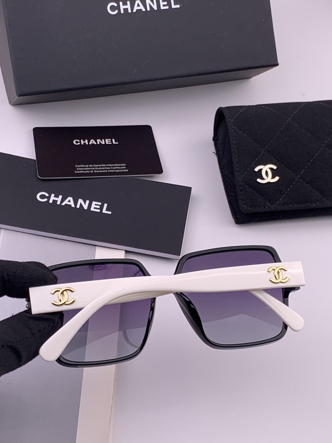 【CHANEL】香奈儿 新款潮流爆款 时尚方框太阳镜 佩戴舒适 网红潮款墨镜  女士高清加厚偏光太阳镜🕶