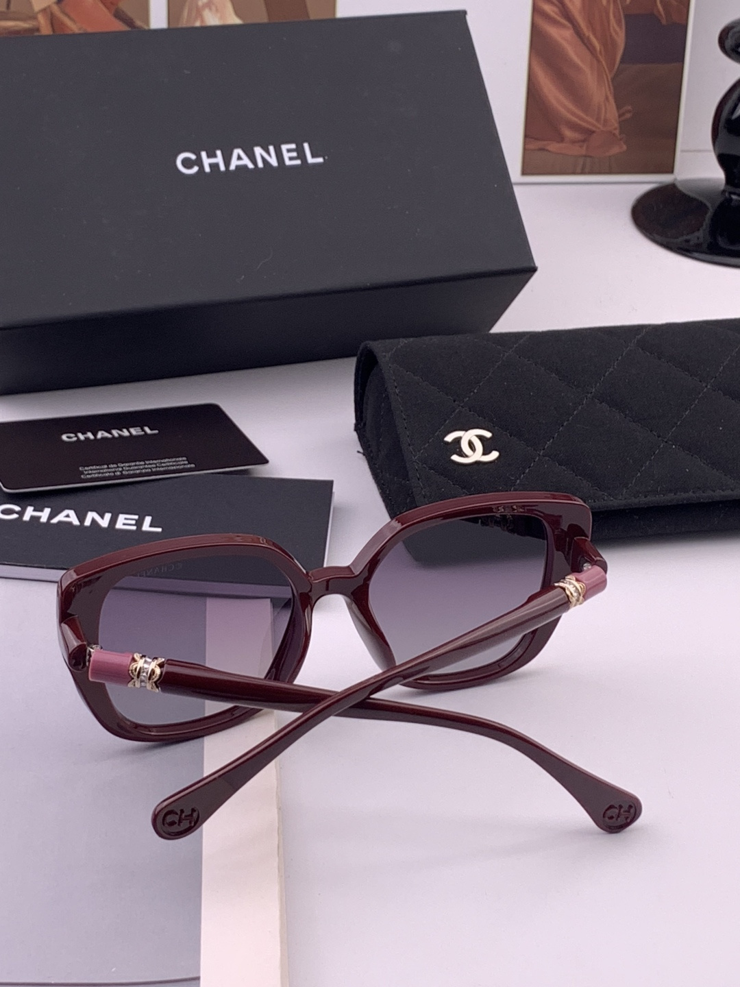 【CHANEL】香奈儿 新款潮流爆款 时尚方框太阳镜 佩戴舒适 网红潮款墨镜  女士高清加厚偏光太阳镜🕶