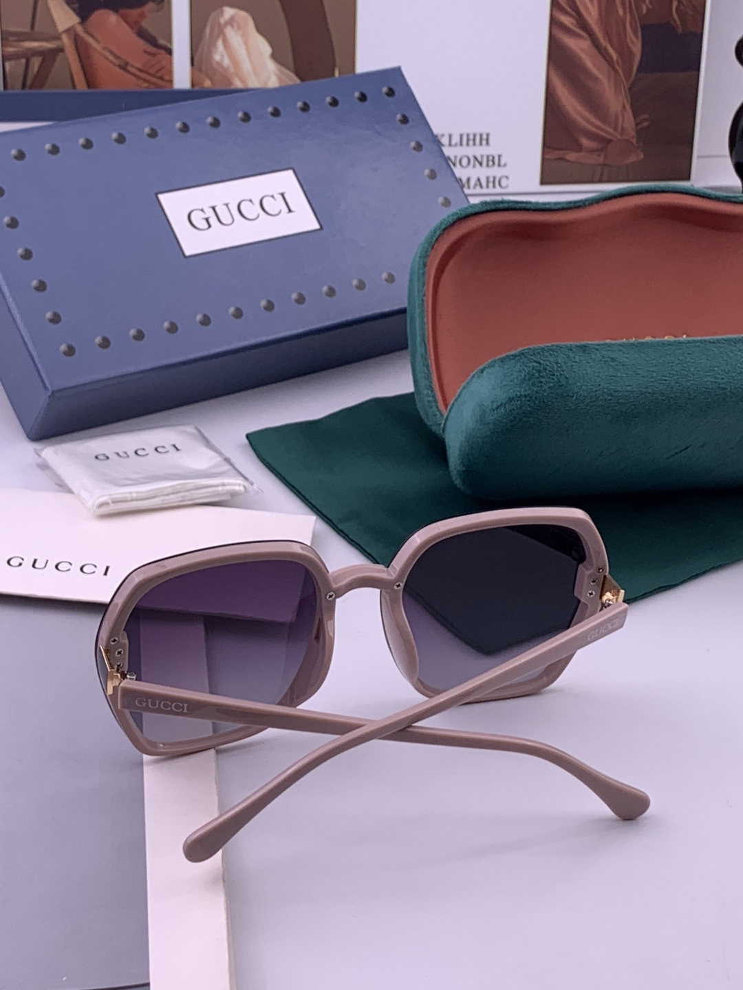 🔺 【GUCCI】开春新款 潮流爆款 时尚方框太阳镜 高品质 佩戴舒适 网红潮款墨镜 型号：G313