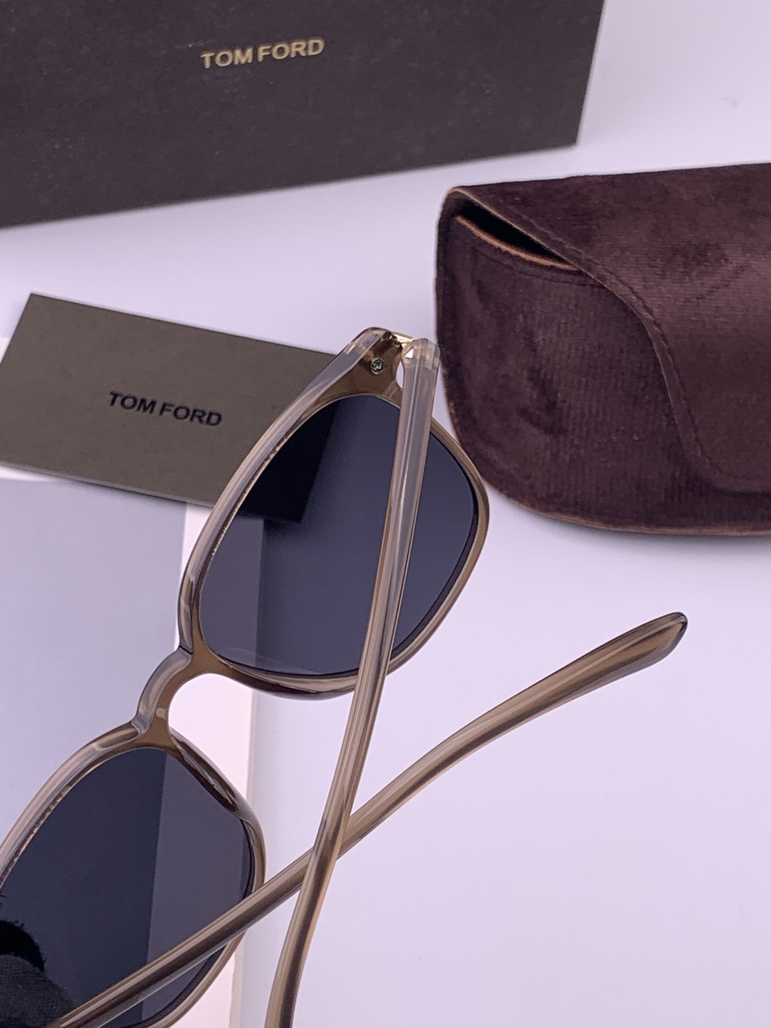 【TOMFORD】汤姆福特 爆款来袭！经典火爆作品 重磅出击 ！超经典偏光眼镜，时刻展现时尚大牌风范！我