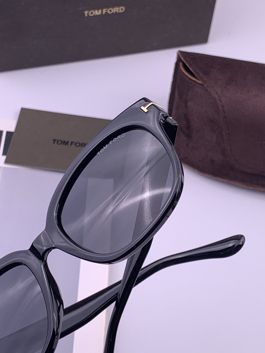 【TOMFORD】汤姆福特 爆款来袭！经典火爆作品 重磅出击 ！超经典偏光眼镜，时刻展现时尚大牌风范！我