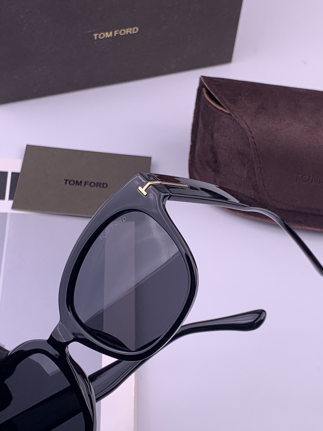 【TOMFORD】汤姆福特 爆款来袭！经典火爆作品 重磅出击 ！超经典偏光眼镜，时刻展现时尚大牌风范！我
