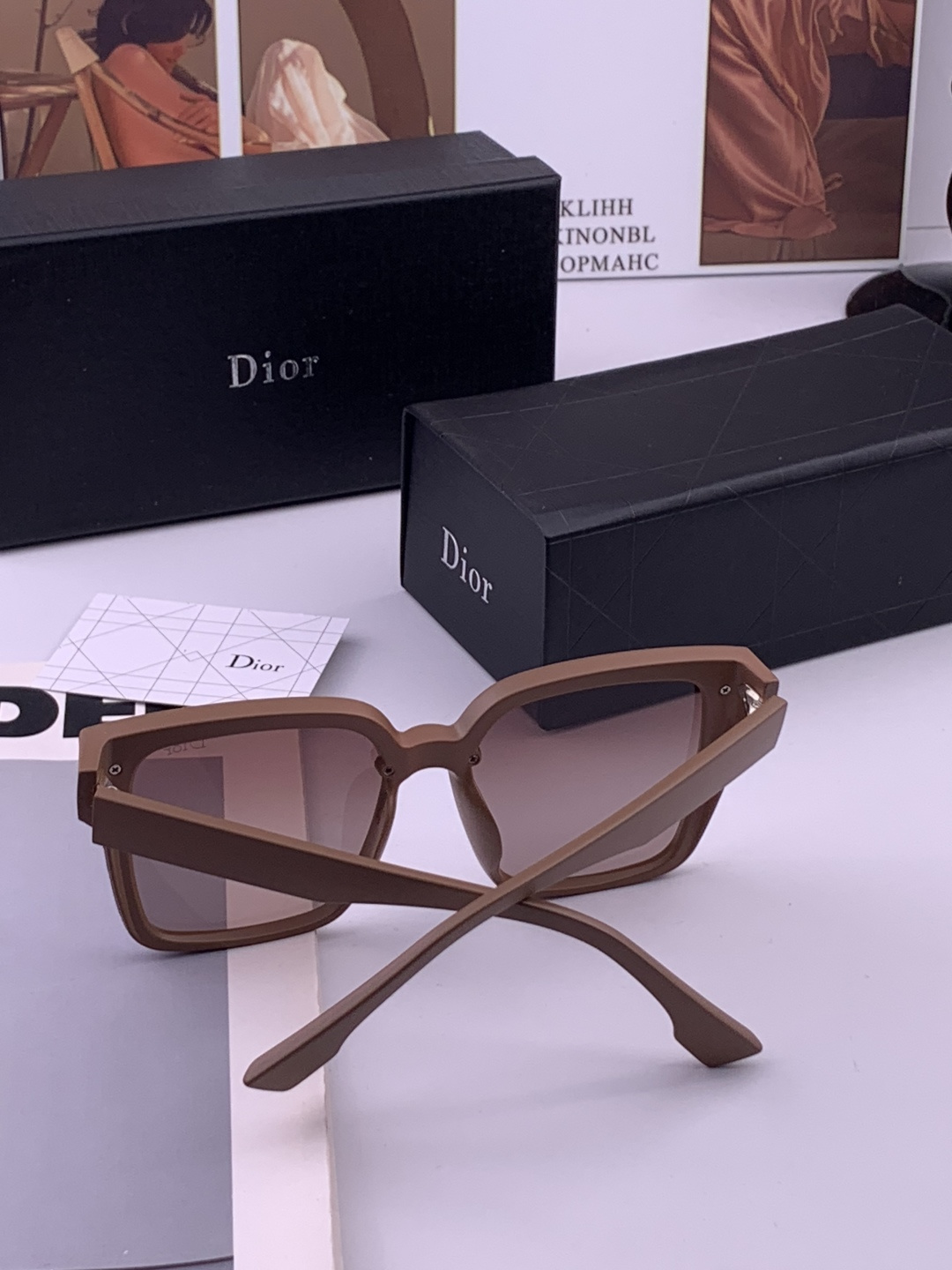🔺 【DIOR-迪奥】开春新款 潮流爆款 时尚方框偏光太阳镜 高品质 佩戴舒适 网红潮款墨镜 女士高清偏