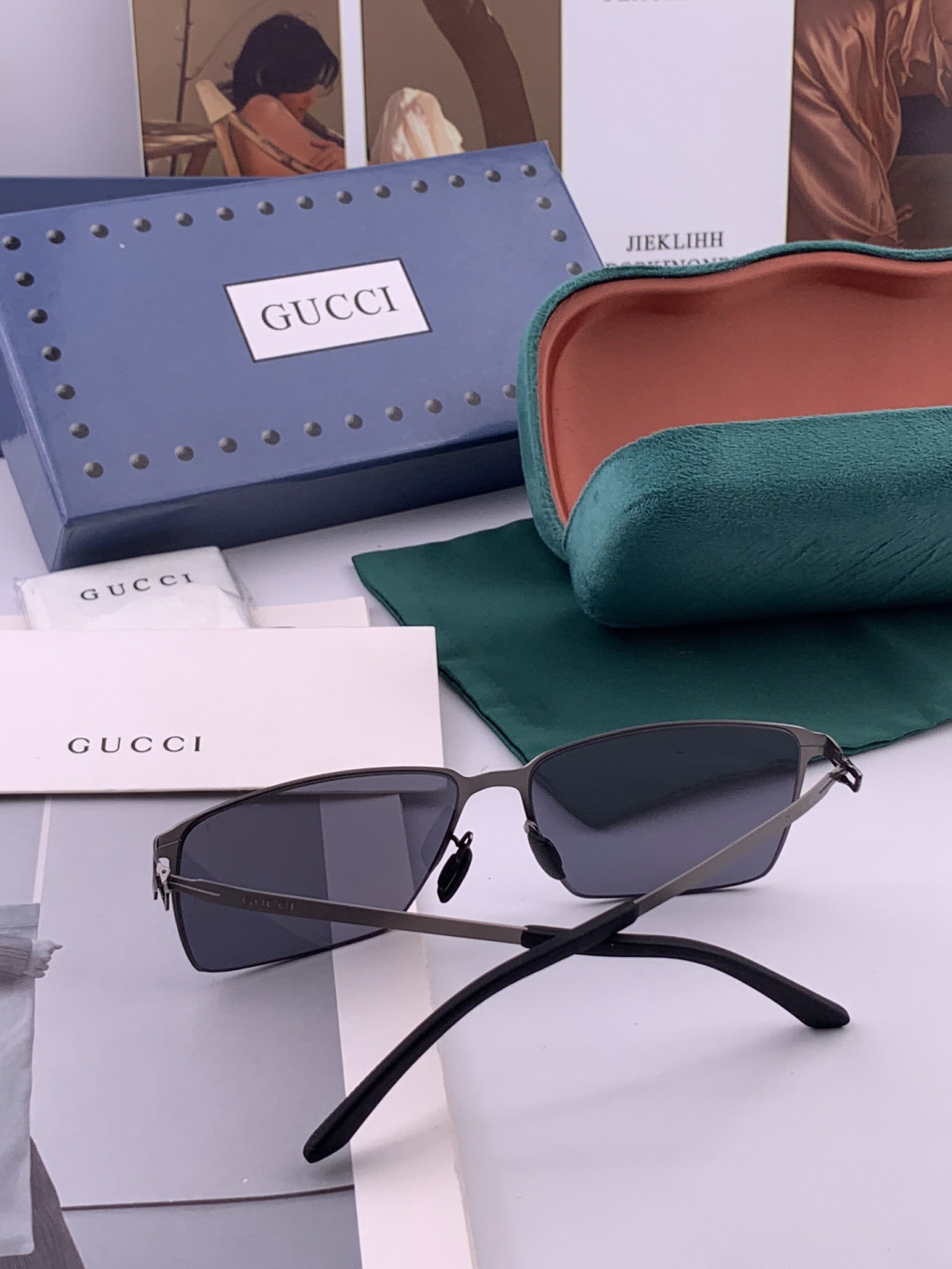 Gucci 春夏新款超轻无螺丝压不坏系列情侣款太阳镜高清尼龙镜片🦅完美品质，适合各种脸型，经典太阳镜亮相