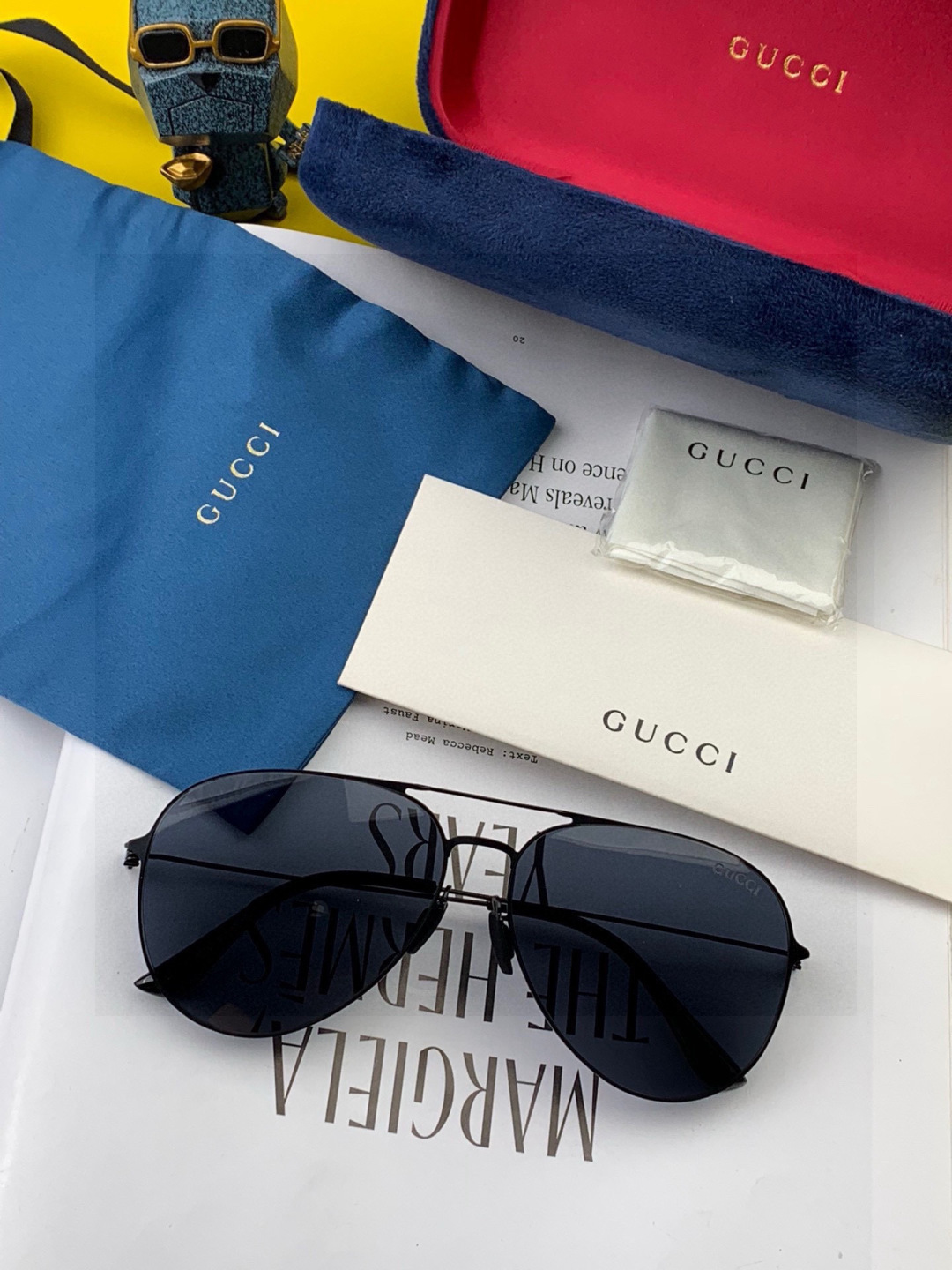 GUCCI-2025新款男情女侣款太阳iP电镀不永褪色 卖点：超轻有超弹性整幅眼镜无丝螺重要的是压不坏 