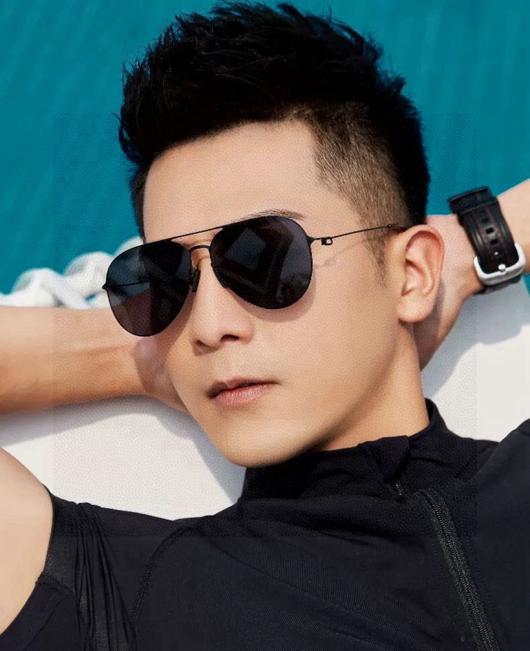GUCCI-2025新款男情女侣款太阳iP电镀不永褪色 卖点：超轻有超弹性整幅眼镜无丝螺重要的是压不坏 