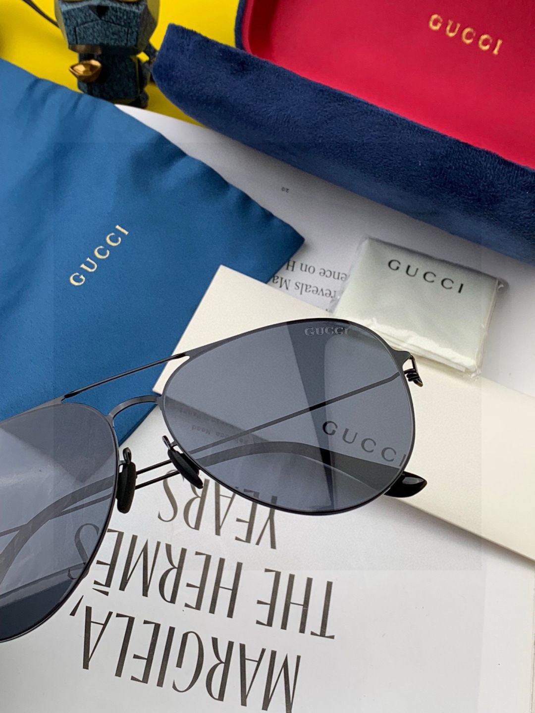 GUCCI-2025新款男情女侣款太阳iP电镀不永褪色 卖点：超轻有超弹性整幅眼镜无丝螺重要的是压不坏 