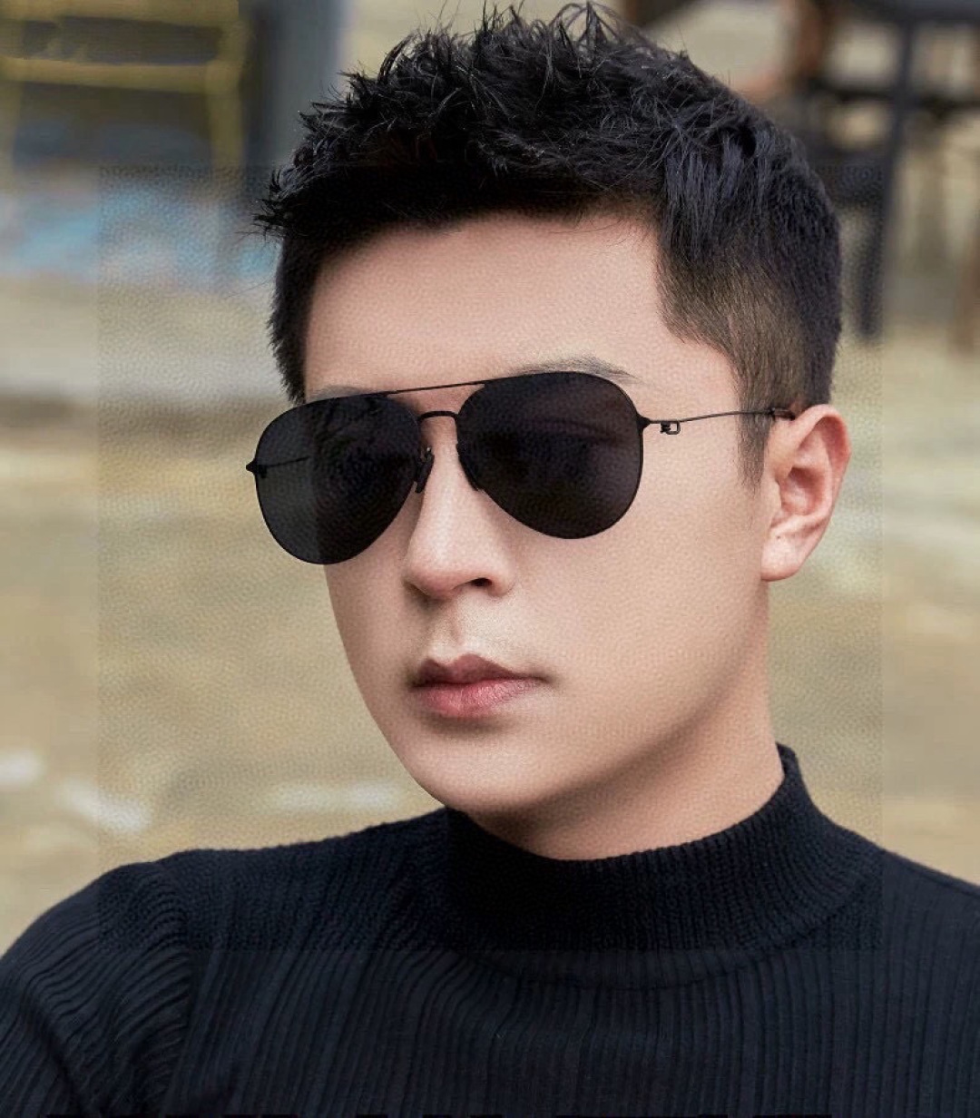 GUCCI-2025新款男情女侣款太阳iP电镀不永褪色 卖点：超轻有超弹性整幅眼镜无丝螺重要的是压不坏 