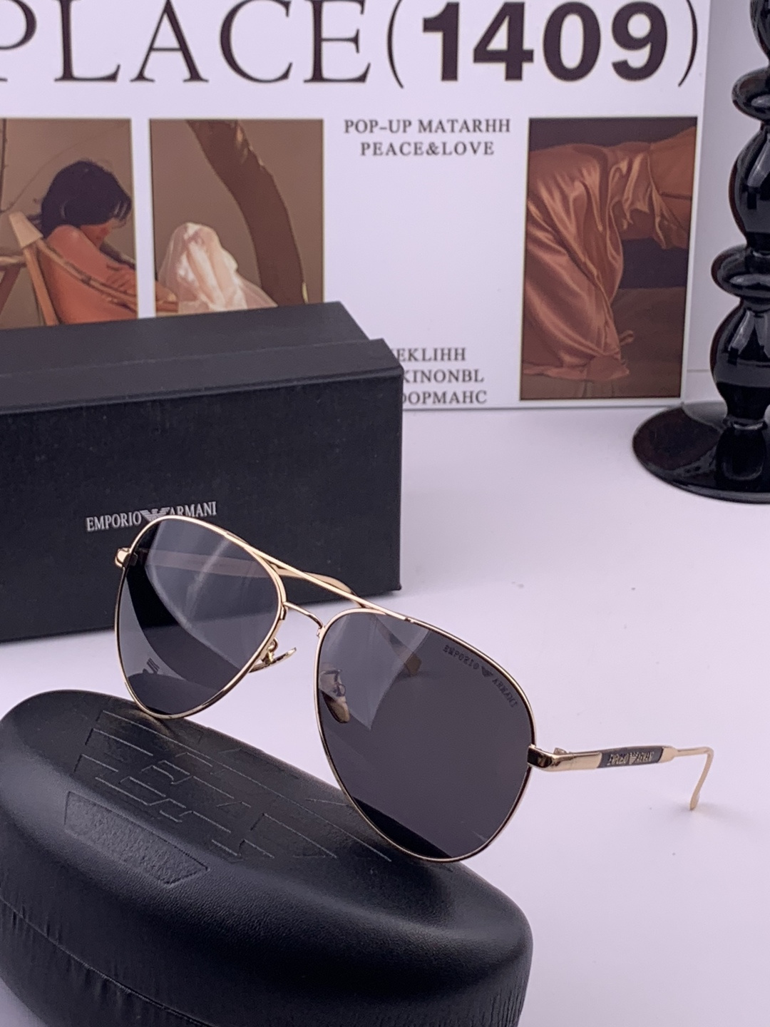 【阿玛尼】新款超百搭金属尼龙太阳镜、造型轮廓超大镜框完美修饰脸型，时尚超级百搭 ！型号：A1083