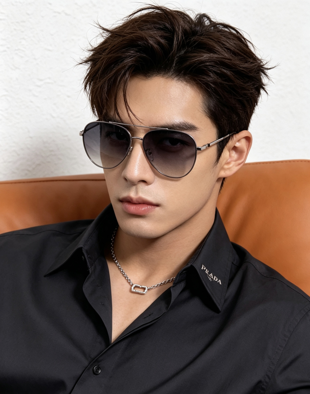 GUCCI 男款炫彩飞行员偏光太阳镜 ❤️材质：高清尼龙加厚卡槽高清偏光镜片 🌹无边框镜架💕颜👍型号：G