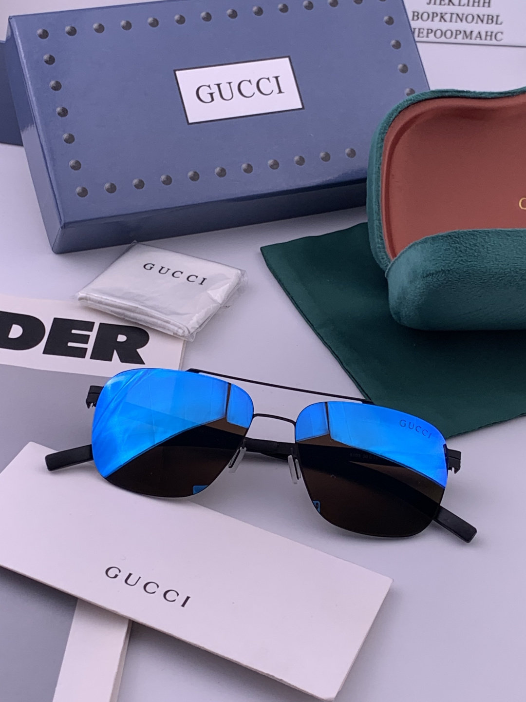 GUCCI 男款炫彩飞行员偏光太阳镜 ❤️材质：高清尼龙加厚卡槽高清偏光镜片 🌹无边框镜架💕颜👍型号：G