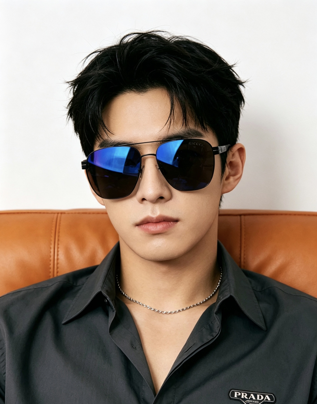 GUCCI 男款炫彩飞行员偏光太阳镜 ❤️材质：高清尼龙加厚卡槽高清偏光镜片 🌹无边框镜架💕颜👍型号：G