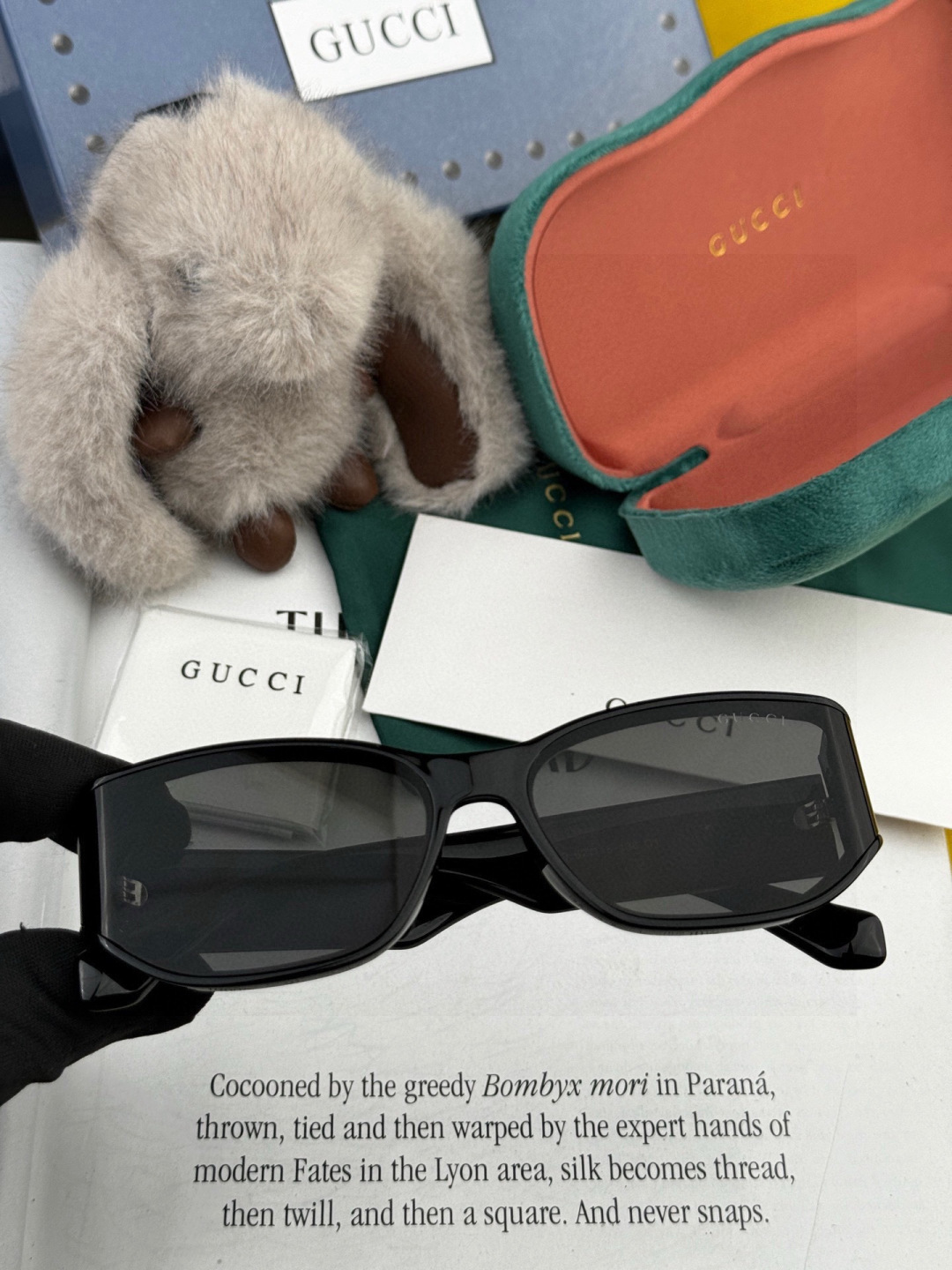 🔺 【GUCCI】开春新款 潮流爆款 时尚方框偏光太阳镜 高品质 佩戴舒适 网红潮款墨镜 女士高清尼龙偏