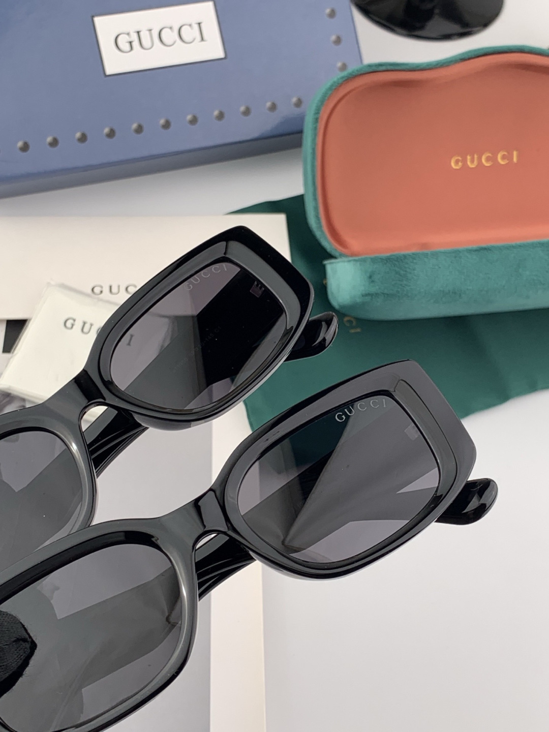 🔺 【GUCCI】开春新款 潮流爆款 时尚方框偏光太阳镜 高品质 佩戴舒适 网红潮款墨镜 女士高清尼龙偏