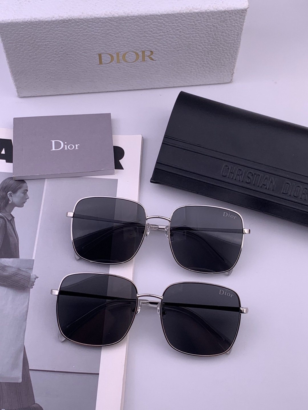 DIOR🌋☔️时尚方框太阳镜顶级奢侈品[强] 高品质[胜利][亲亲]🍦🍨 [得意] 气质非凡😄 🍫🍪女士