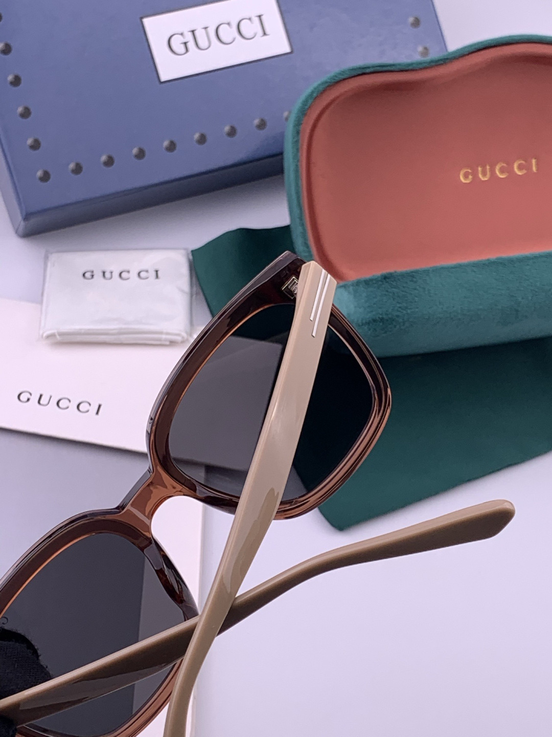 🔺GUCCI🔻古驰 GG圆框太阳镜 完美品质 🎓独特设计  适合各种脸型 亮相时装周 超时尚百搭 实物精