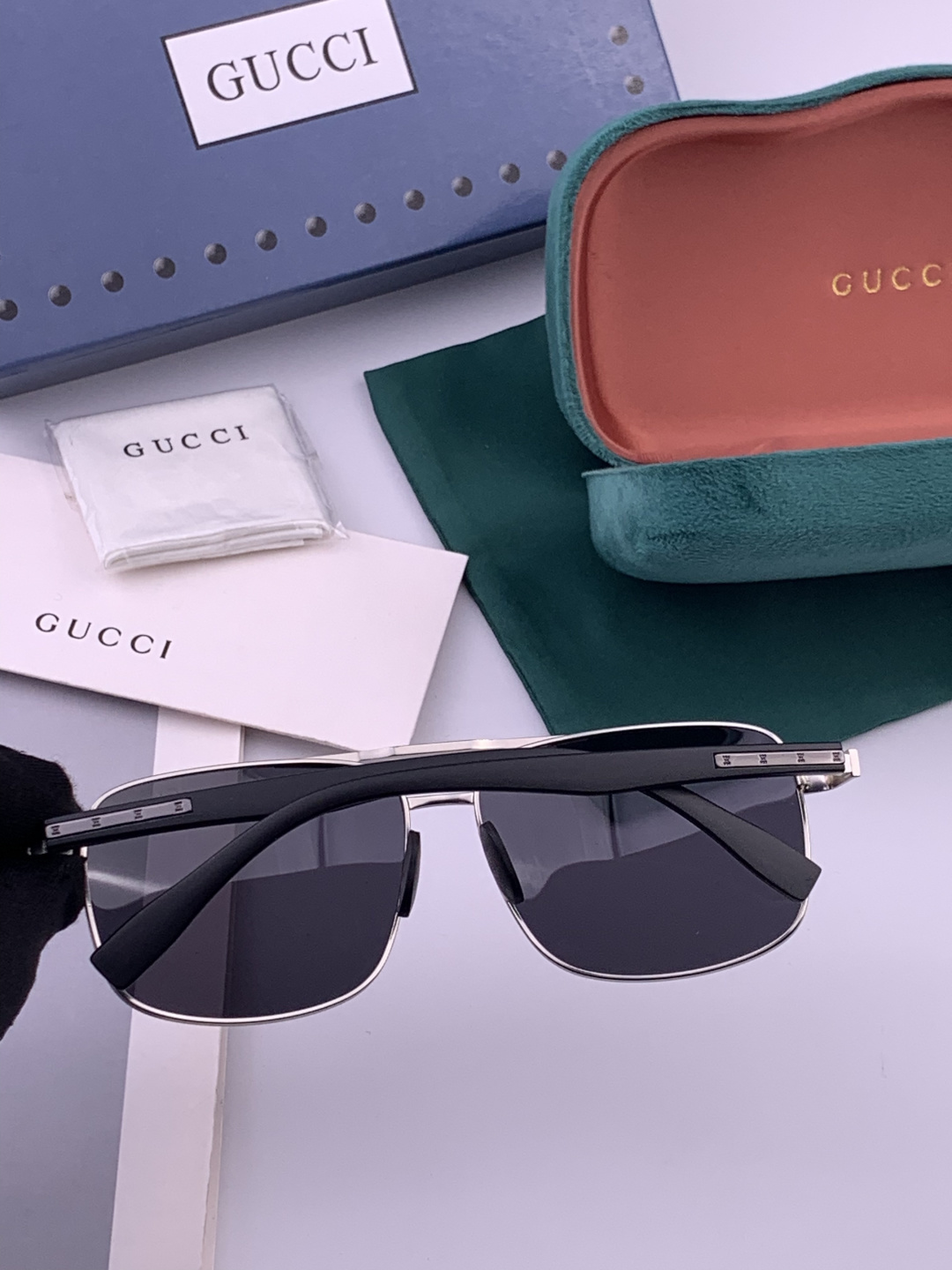 GUCCI🔥  高品质男女款墨镜   👍 进口宝丽来偏光镜片  🔥 开车钓鱼都可 🔥百搭显瘦墨镜韩版男士