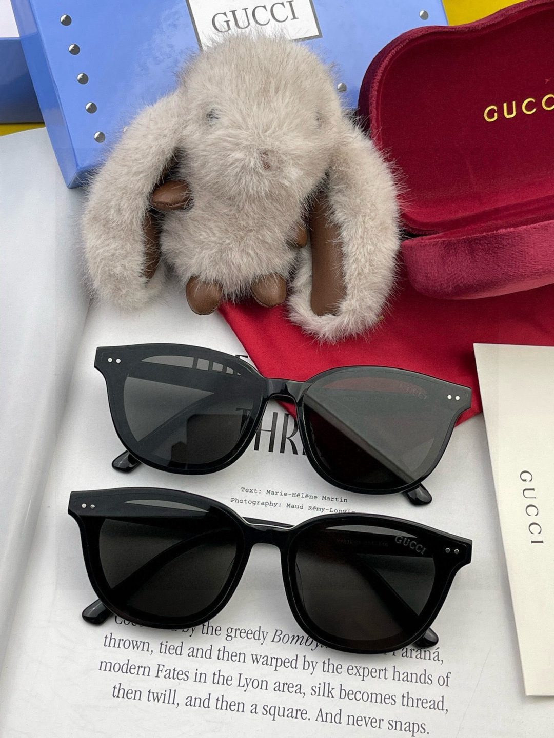 GUCCI开春新款一体镜 大框太阳镜男女同款 😎 爆款大框尼龙太阳镜 超逼格超酷 镜腿品牌设计感强 ni