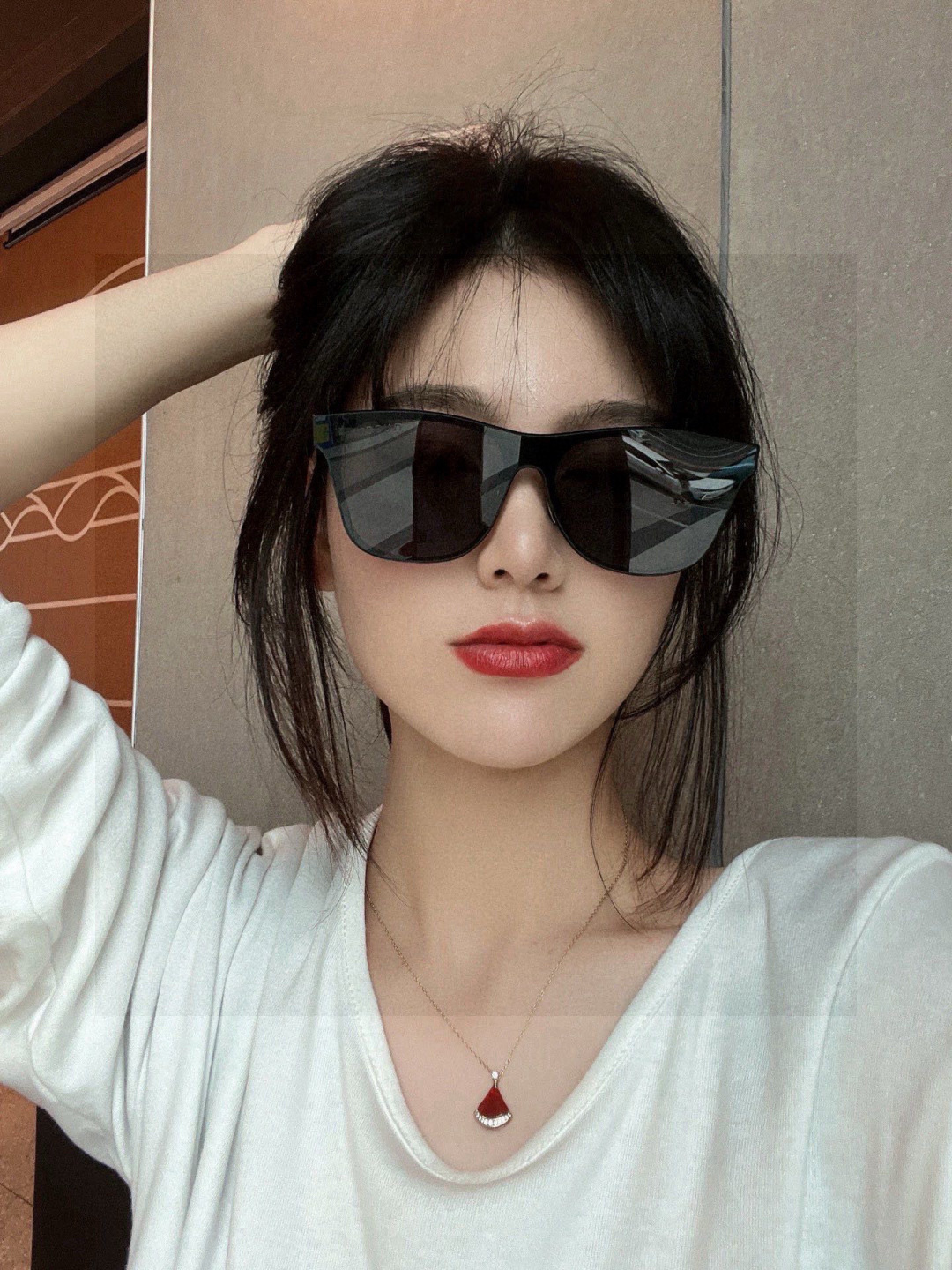 连体镜GUCCI 开春新款一体镜 大框太阳镜男女同款 😎 爆款大框尼龙太阳镜 超逼格超酷 镜腿品牌设计感