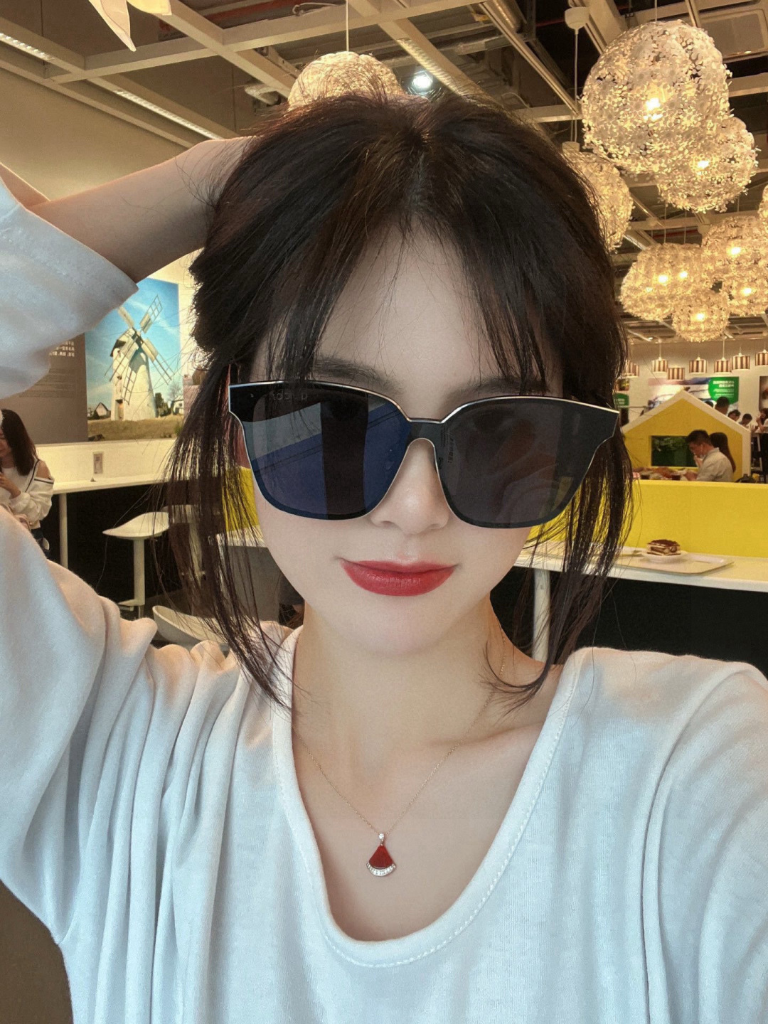 连体镜GUCCI开春新款一体镜 大框太阳镜男女同款 😎 爆款大框尼龙太阳镜 超逼格超酷 镜腿品牌设计感强