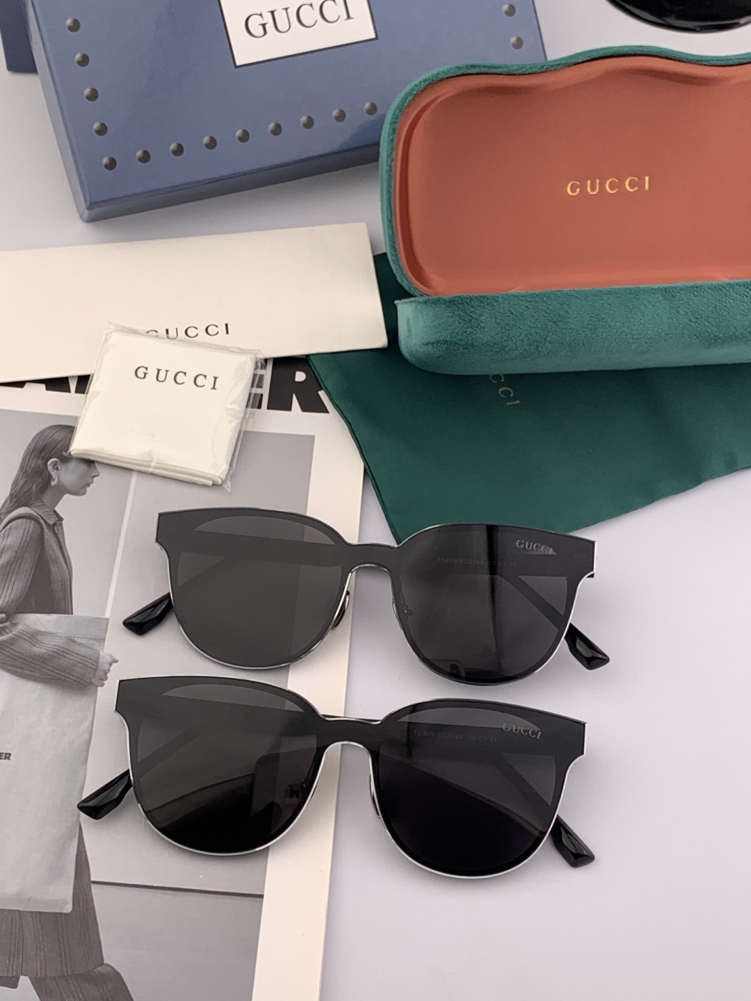 连体镜GUCCI 开春新款一体镜 大框太阳镜男女同款 😎 爆款大框尼龙太阳镜 超逼格超酷 镜腿品牌设计感