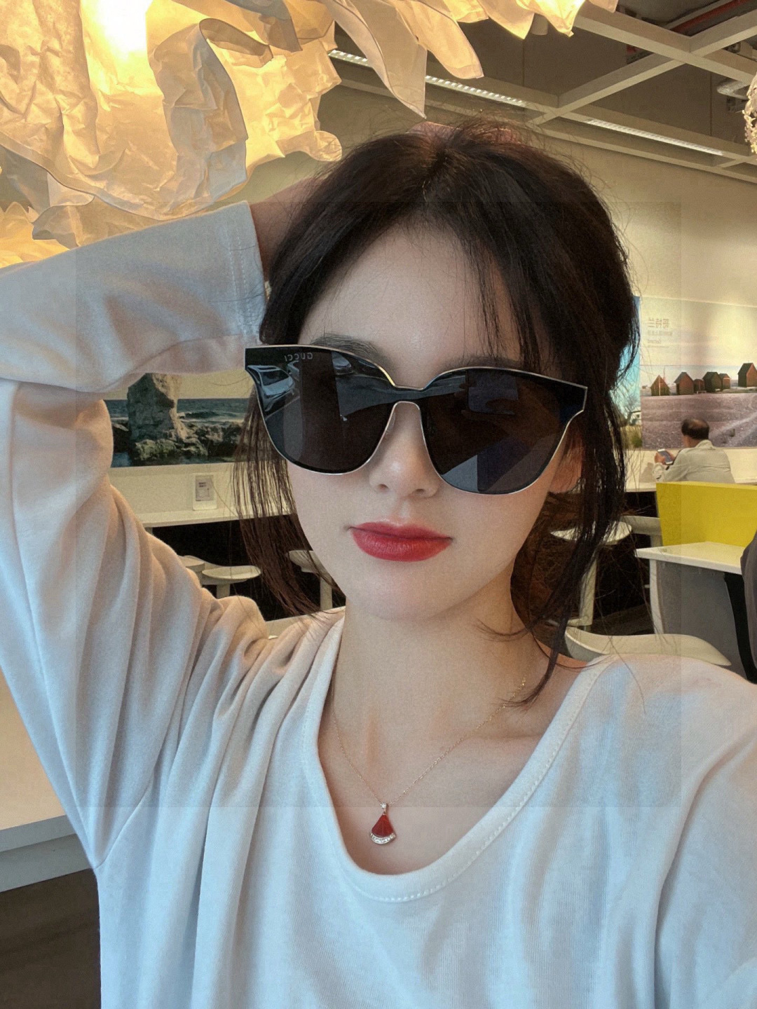 连体镜GUCCI 开春新款一体镜 大框太阳镜男女同款 😎 爆款大框尼龙太阳镜 超逼格超酷 镜腿品牌设计感