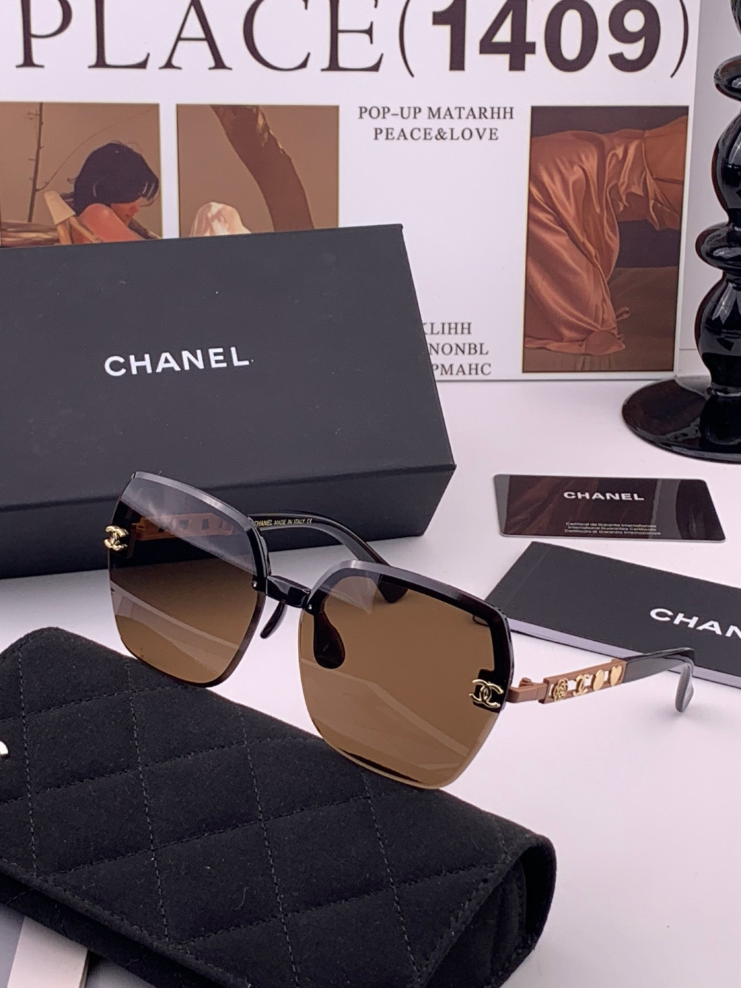 新品CHANEL 香奈儿太阳镜以独特魅力和前卫风格诠释春夏最新眼镜，质感超好佩带舒适 型号：CH6700