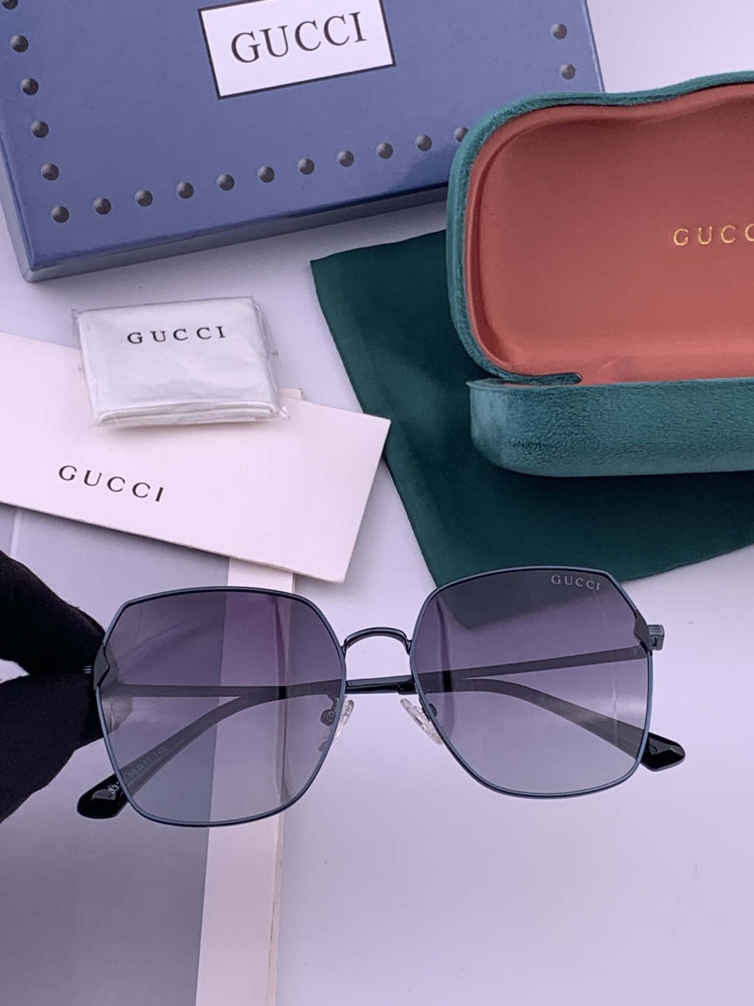 GUCCI-古驰意大利进口🇮🇹时尚潮流奢华装饰太阳眼镜 高清太阳镜明星海报款 超高复杂工艺 立体质感十足