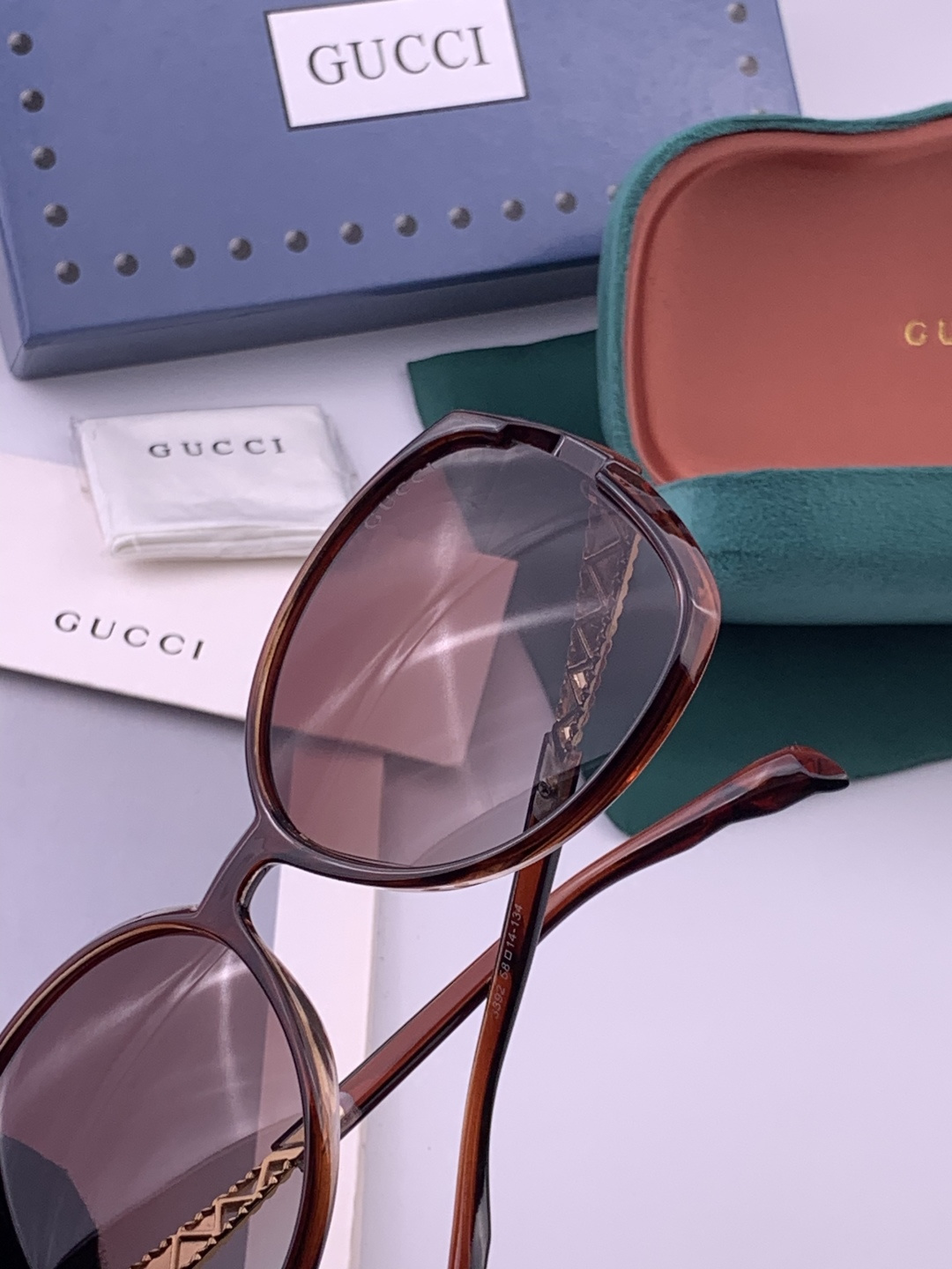 🔺 【GUCCI-偏光太阳镜】开春新款 潮流爆款 时尚圆框偏光太阳镜 高品质 佩戴舒适 网红潮款墨镜 女