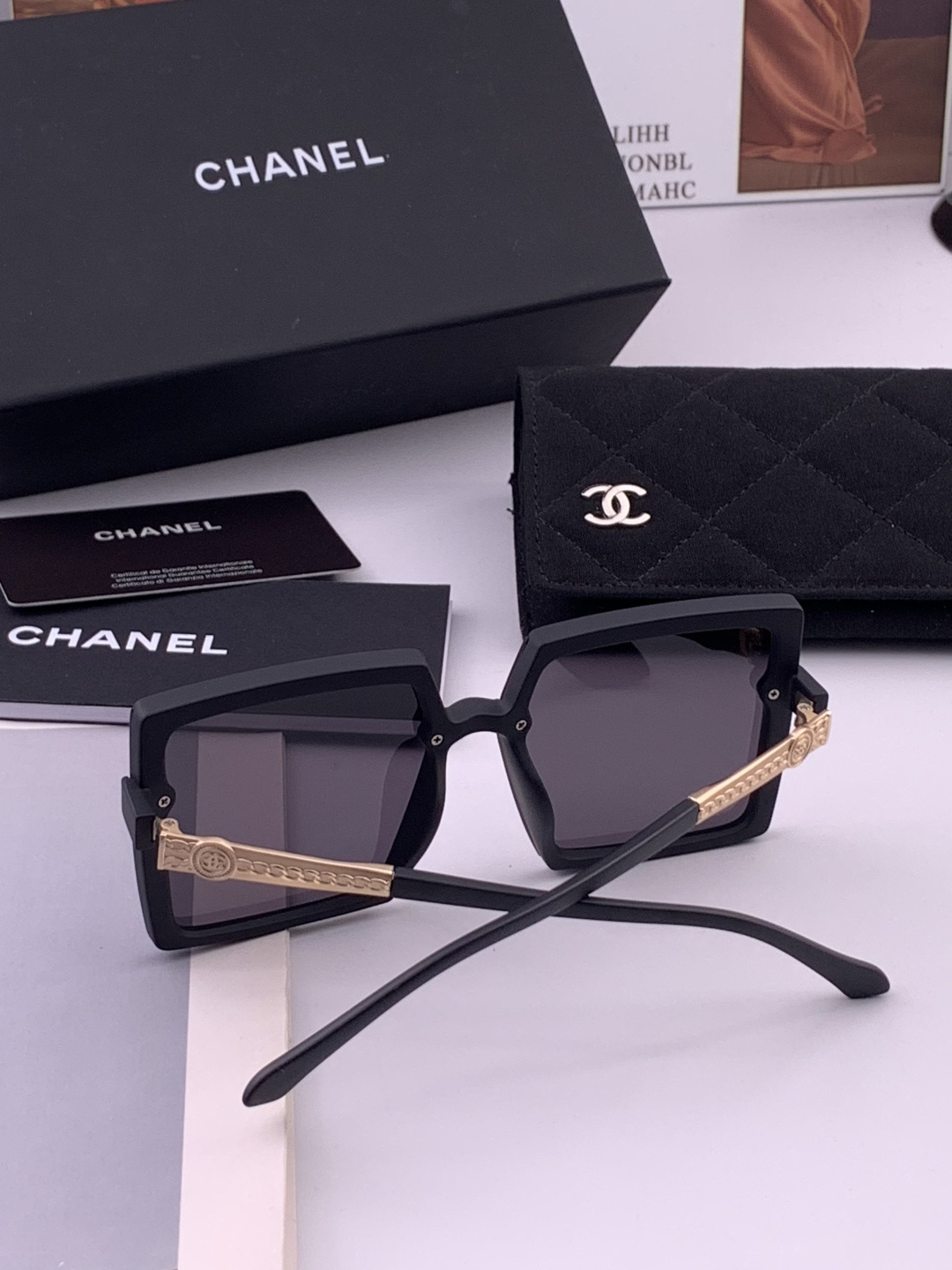 【CHANEL】香奈儿 新款潮流爆款 时尚方框太阳镜 佩戴舒适 网红潮款墨镜  女士高清加厚偏光太阳镜🕶