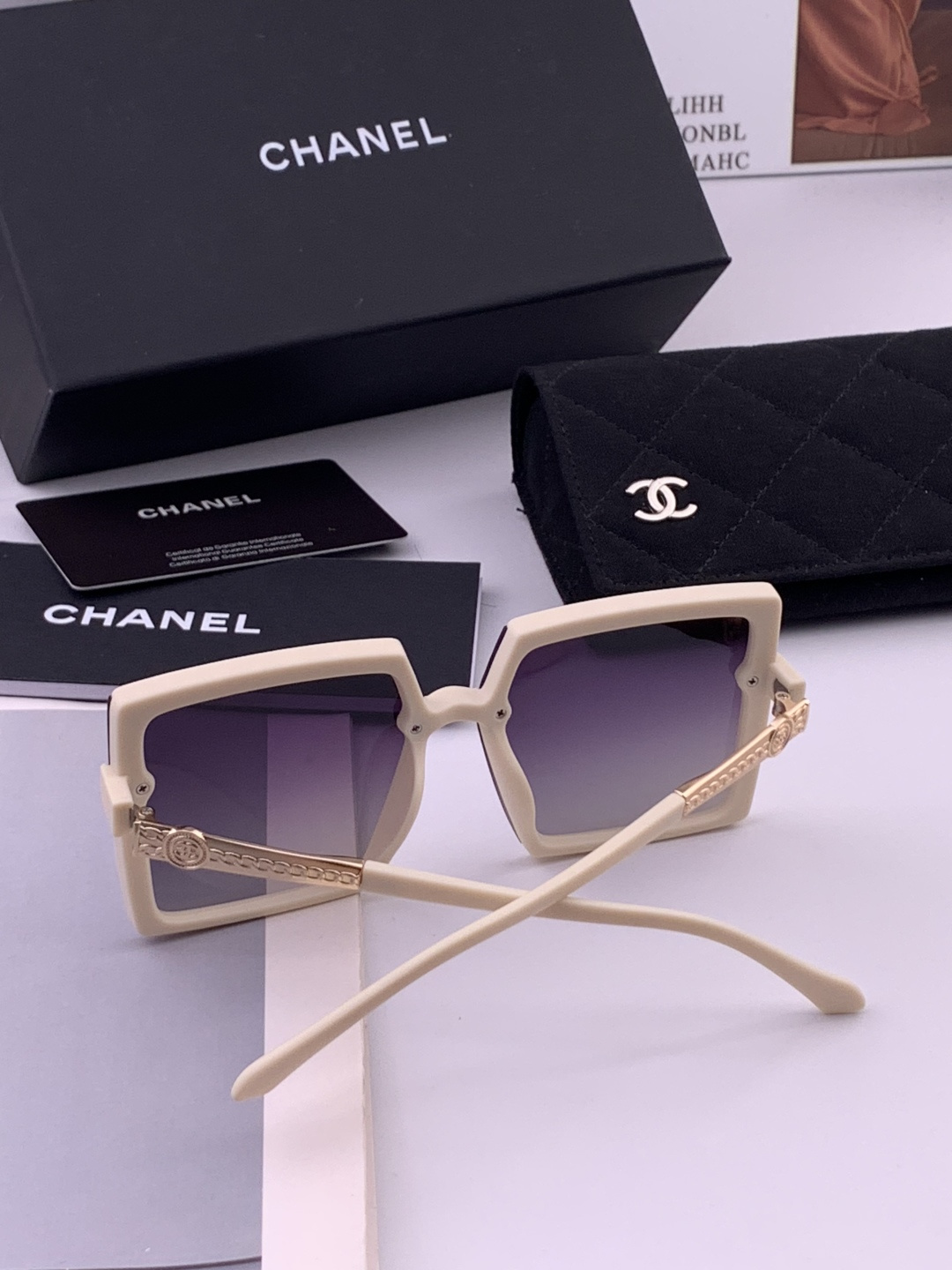 【CHANEL】香奈儿 新款潮流爆款 时尚方框太阳镜 佩戴舒适 网红潮款墨镜  女士高清加厚偏光太阳镜🕶