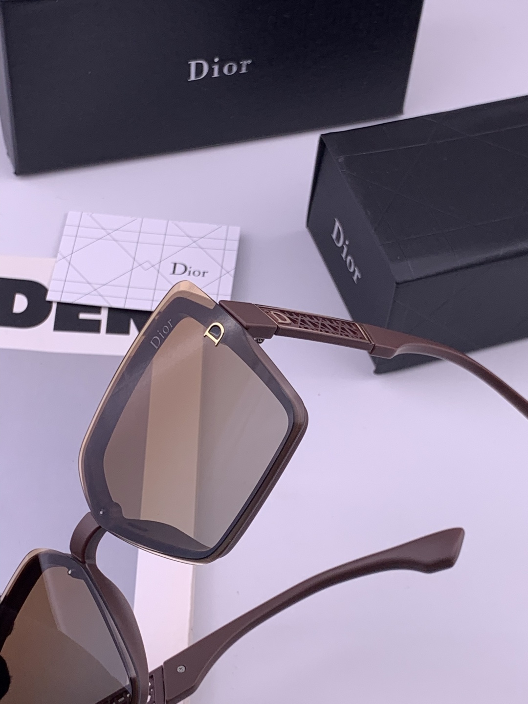 🔺 【DIOR-迪奥】开春新款 潮流爆款 时尚方框尼龙太阳镜 高品质 佩戴舒适 网红潮款墨镜 女士高清尼