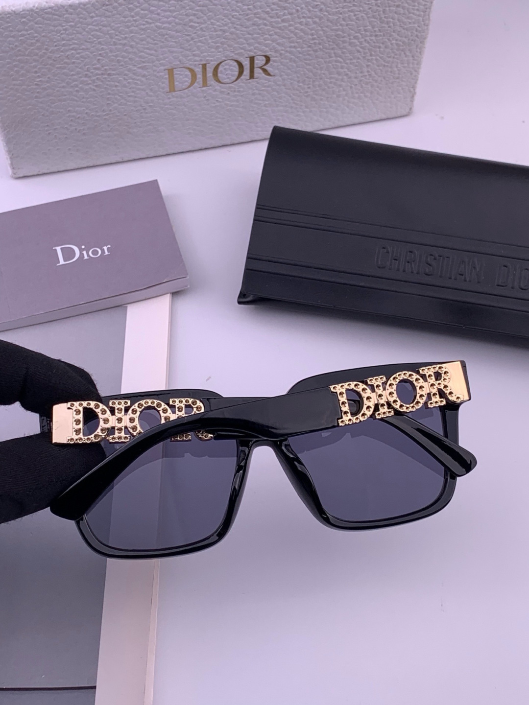 【DIOR】迪奥太阳镜 时尚造型 开车驾驶镜时尚墨镜🌸世界顶级奢华品牌，品质保证！😍😍经典款, 明星热爱