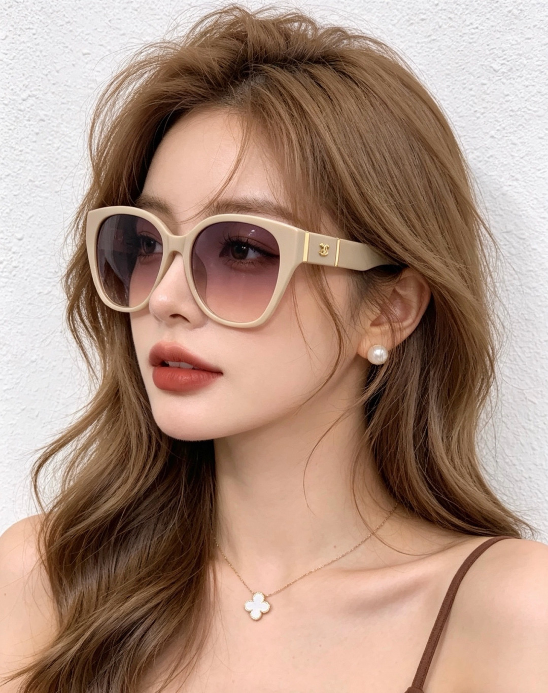 🔺CHANEL🔻官方早春新款，众多明星同款[色]香奈儿‼️‼️新款大框墨镜 ，🌈🌈宝丽来超清太阳镜🔝🔝型