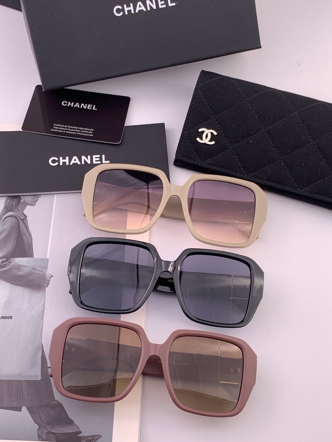 🔺CHANEL🔻官方早春新款，众多明星同款[色]香奈儿‼️‼️新款大框墨镜 ，🌈🌈宝丽来超清太阳镜🔝🔝型