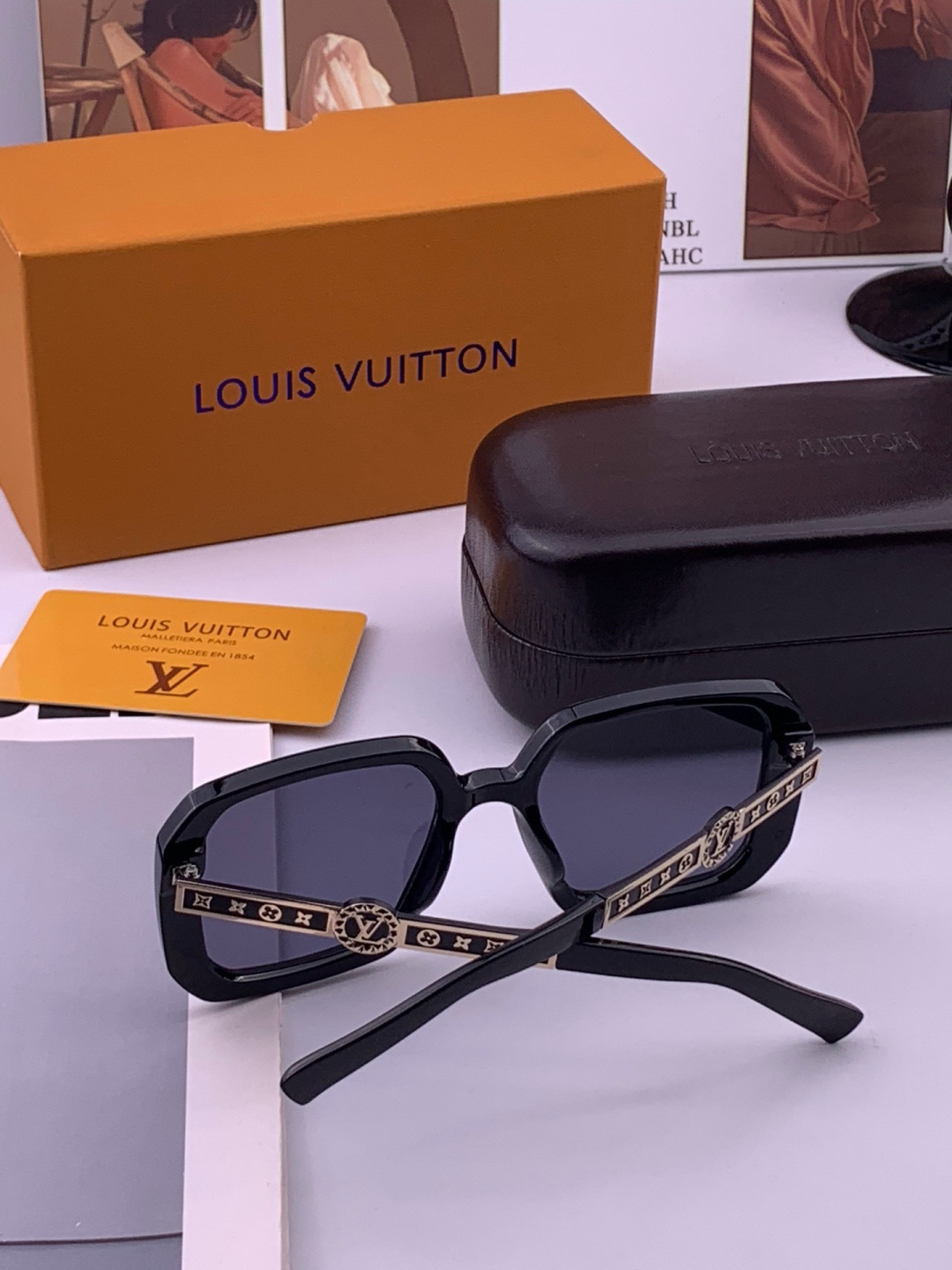 🔺LV🔻早春新款，众多明星同款[色]LV‼️‼️新款大框墨镜 ，🌈🌈宝丽来超清太阳镜🔝🔝型号：L3700