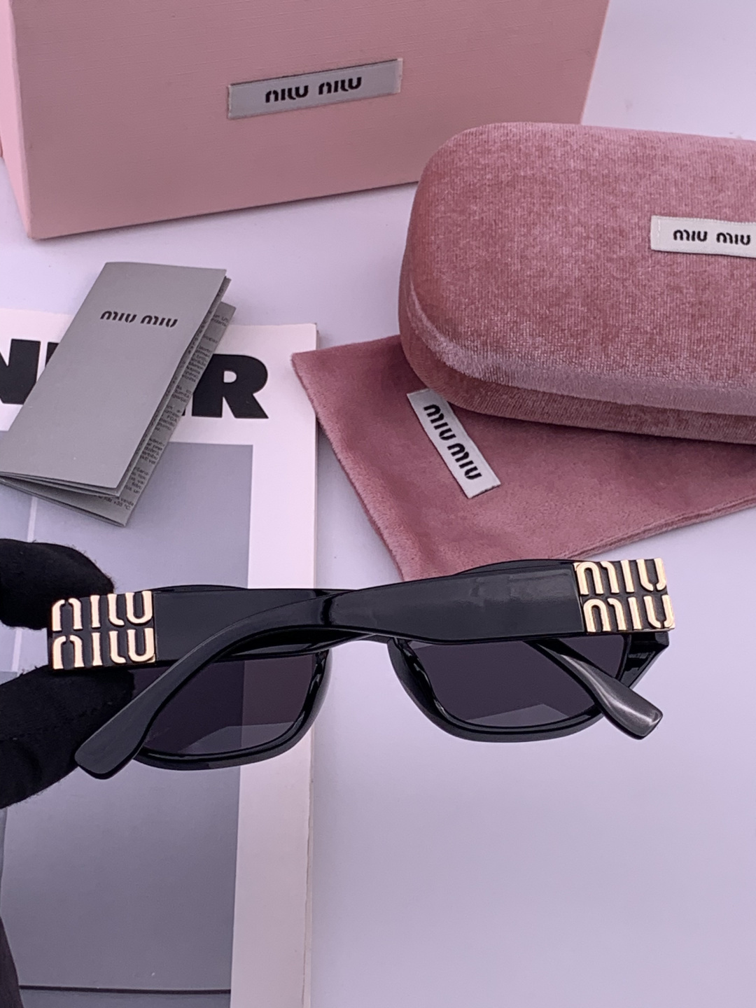 MIUMIU/缪缪🖇🖇开春新款🌟闪耀新款璀璨登台 ❤❤太阳镜潮品 精致个性设计简约时尚 专柜品质值得拥有
